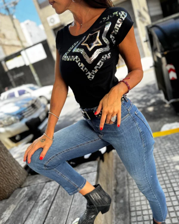 Remera Stellar Vibes