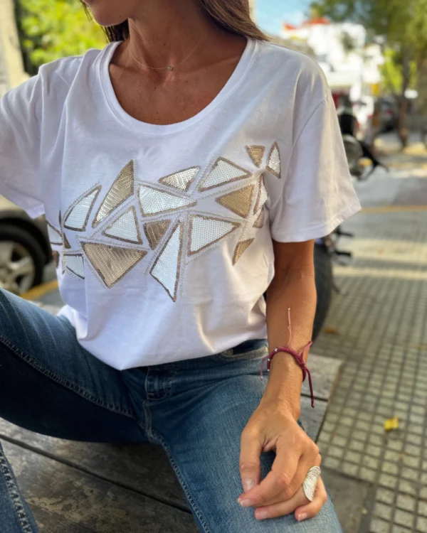 Remera Prisma