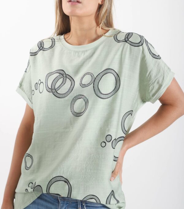 Remera Orbitas