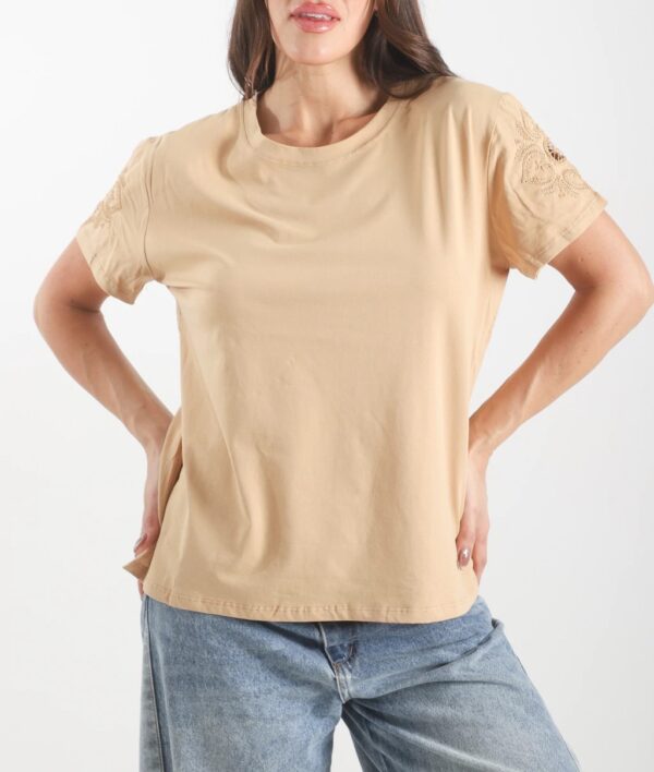 Remera Mandala Essence