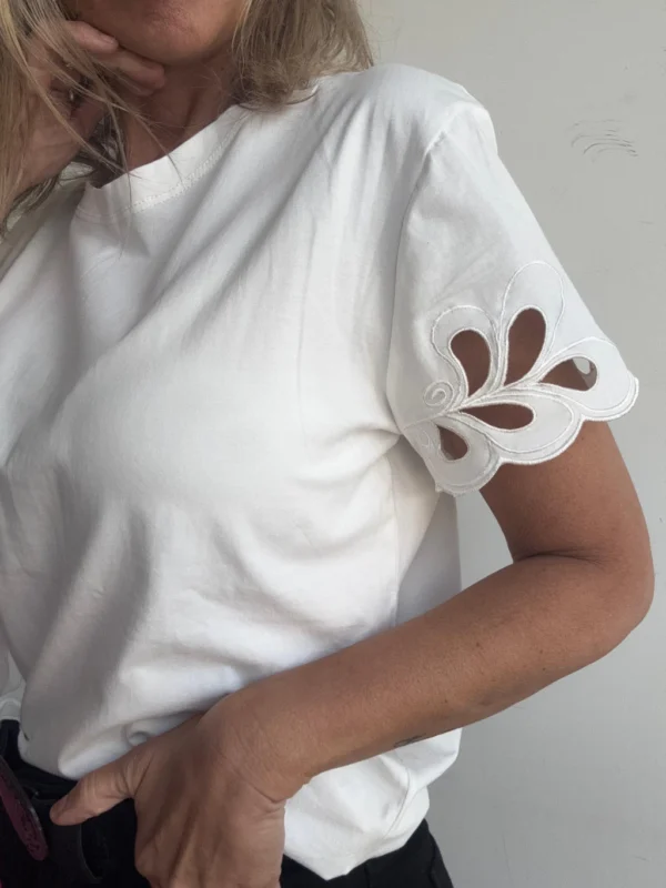 Remera Flor de Aire