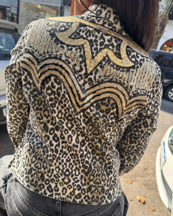 20-0a0e8d6b3049dc1c4717554782808762-1024-1024 (1) Campera REINA