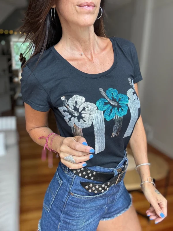 Remera Clásica - PALMERAS (1) Remera Palm Shine