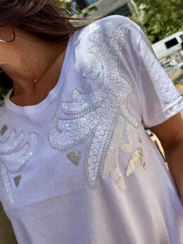 Remera Talle Amplio -CHARRETERA FANTASÍA (3) Remera WHITE AURA