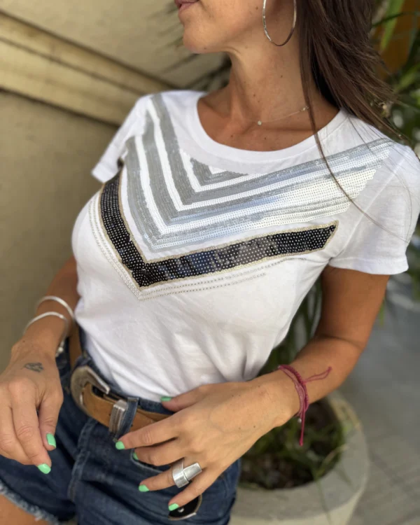 Remera V ÉCLAT