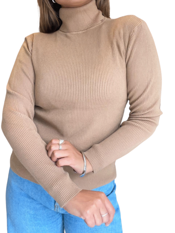 Polera Essential Fit
