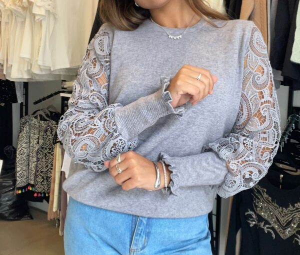 Sweater Romantic Lace