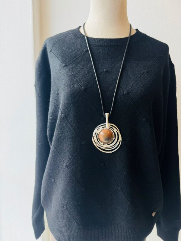 WhatsApp Image 2026-04-18 at 16.11.54 Sweater Essence