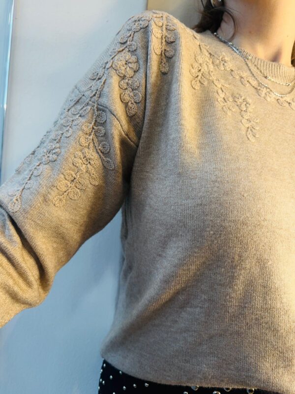 Sweater Aura Bordado