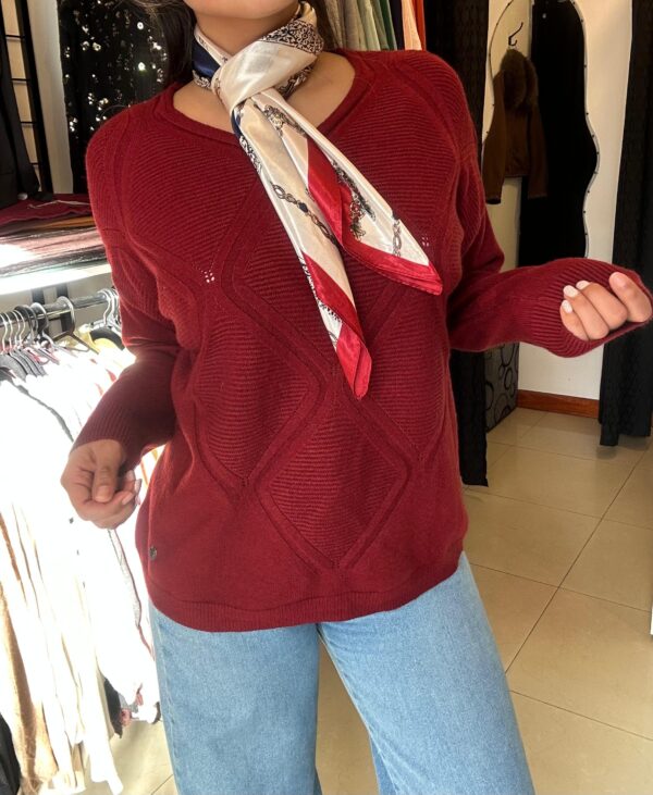 WhatsApp Image 2026-06-05 at 5.54.16 PM (2) Sweater Nórdica