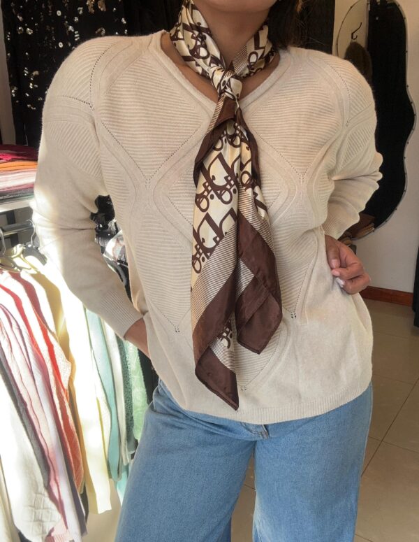 WhatsApp Image 2026-06-05 at 5.54.16 PM (8) Sweater Nórdica
