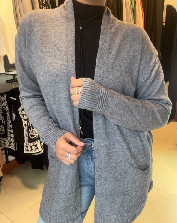 WhatsApp Image 2026-06-10 at 6.10.14 PM (2) Cardigan Montana