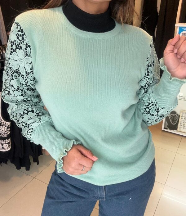 WhatsApp Image 2026-06-24 at 10.11.26 AM (2) Sweater BLOOM