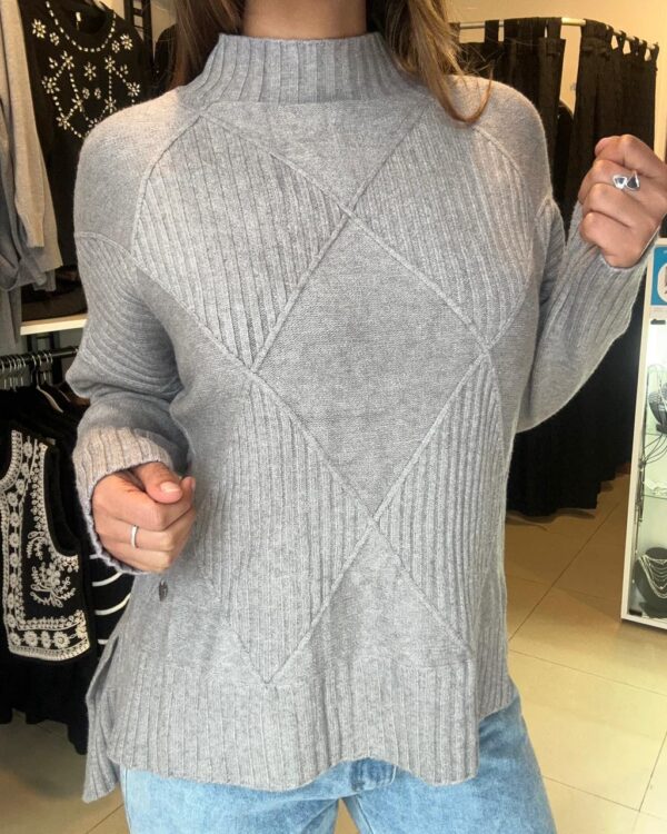 WhatsApp Image 2026-06-24 at 11.14.20 AM Sweater LYRA