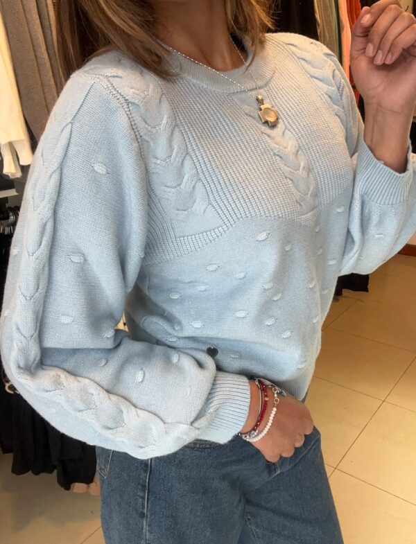 WhatsApp Image 2026-07-11 at 11.39.53 AM (1) Sweater NOVV