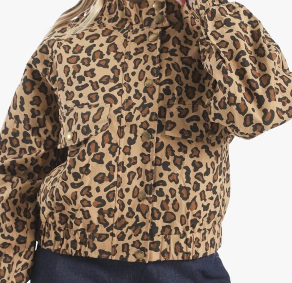 WhatsApp Image 2026-07-07 at 12.02.38 Campera WILD