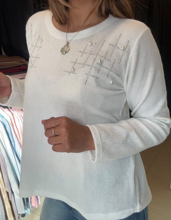 WhatsApp Image 2026-07-13 at 5.28.38 PM (4) Sweater LYNN