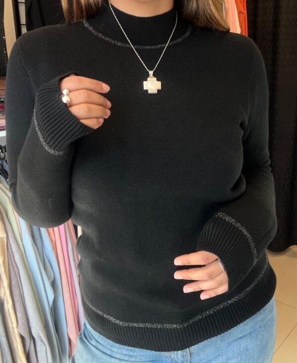 WhatsApp Image 2026-07-13 at 5.28.41 PM (3) Sweater BRITT