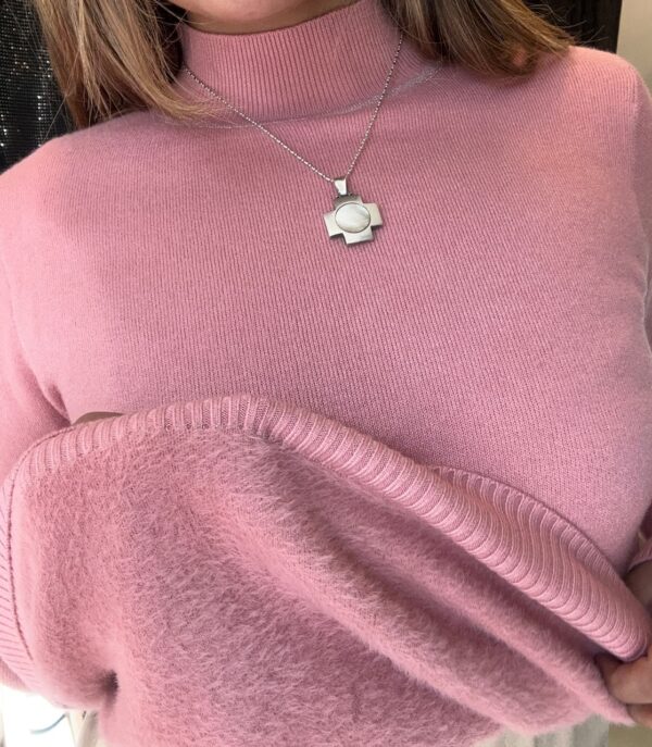WhatsApp Image 2026-07-13 at 5.28.45 PM (1) Sweater BRITT