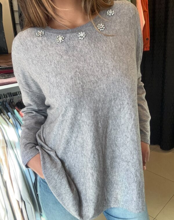 WhatsApp Image 2026-07-13 at 5.28.53 PM (1) Sweater DAFNE
