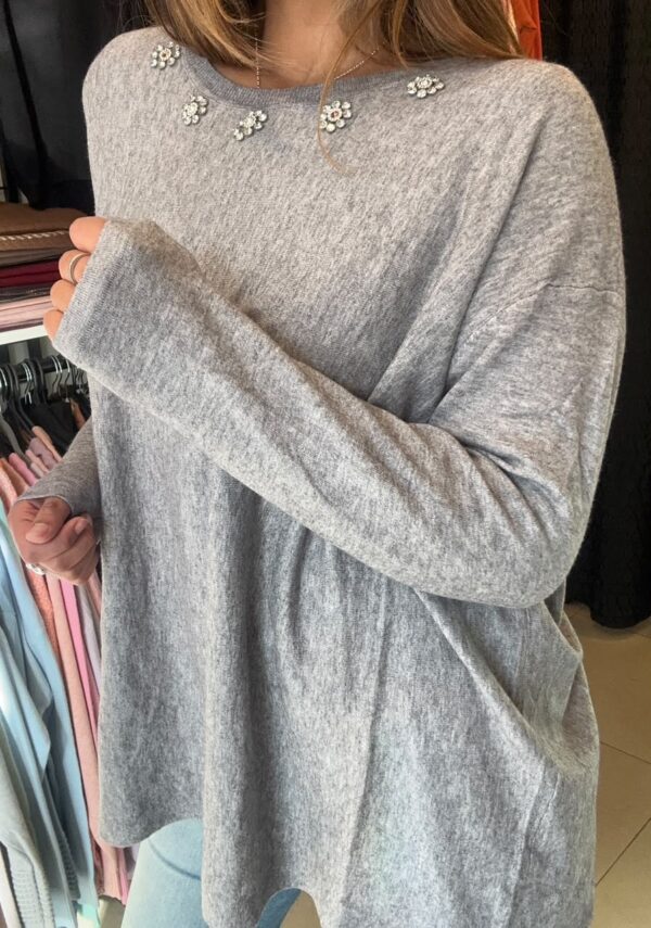 WhatsApp Image 2026-07-13 at 5.28.54 PM Sweater DAFNE