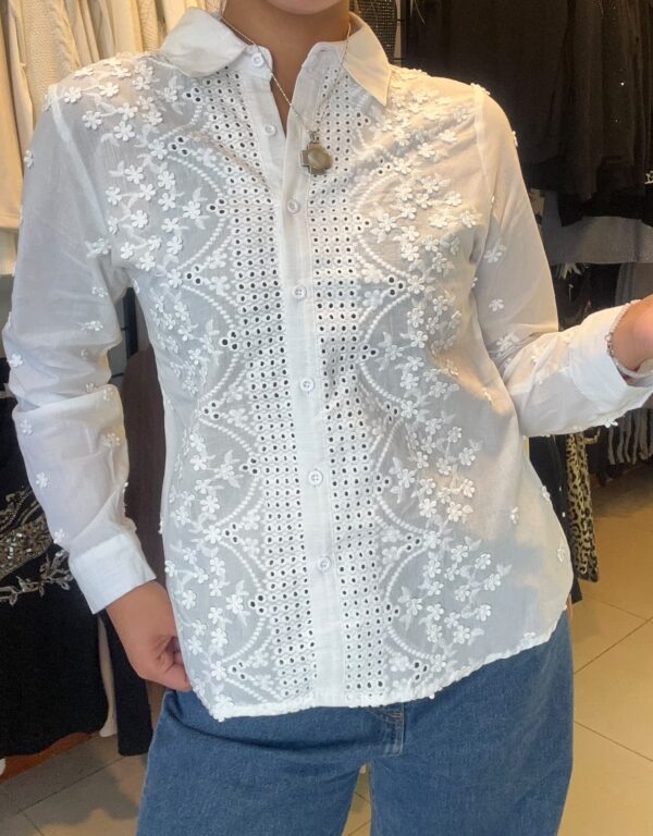 WhatsApp Image 2026-07-17 at 6.00.14 PM (2) Camisa LARY