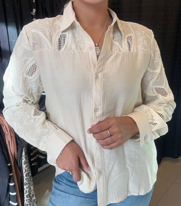 WhatsApp Image 2026-07-17 at 6.00.19 PM (1) Camisa ERIT