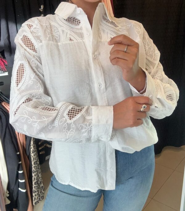 WhatsApp Image 2026-07-17 at 6.00.19 PM Camisa ERIT