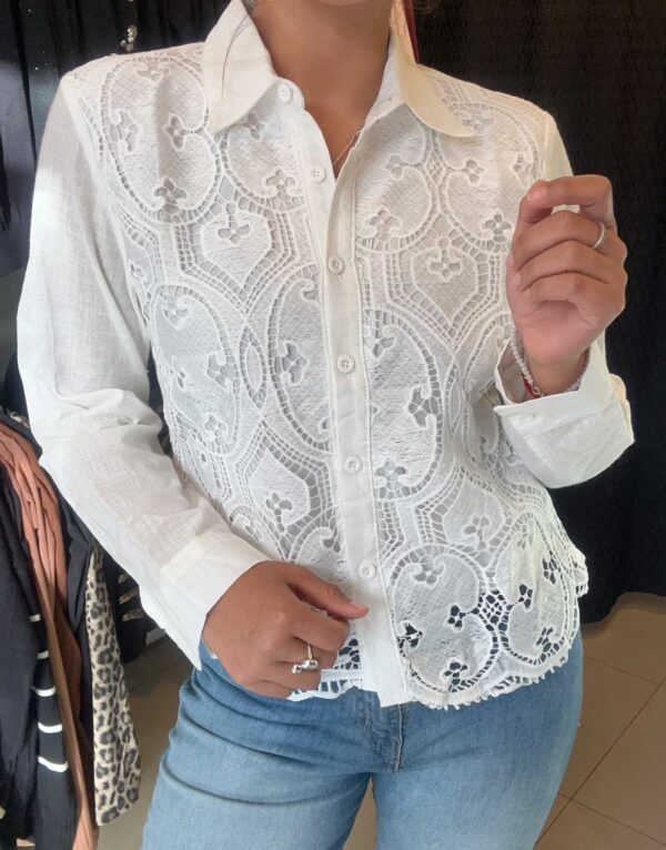 WhatsApp Image 2026-07-17 at 6.00.20 PM Camisa SELEN