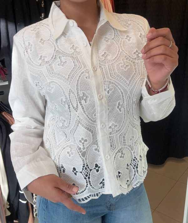 WhatsApp Image 2026-07-17 at 6.00.21 PM Camisa SELEN