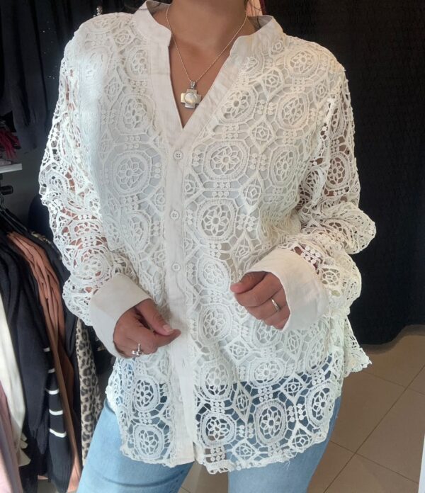 WhatsApp Image 2026-07-17 at 6.00.23 PM (3) Camisa ÉVORA