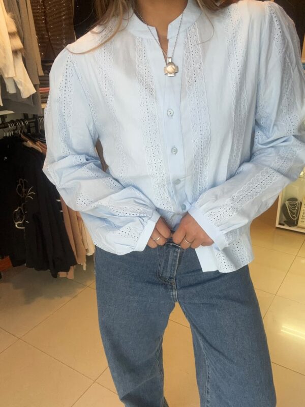 WhatsApp Image 2026-07-20 at 5.36.37 PM (2) Camisa ÉLOI