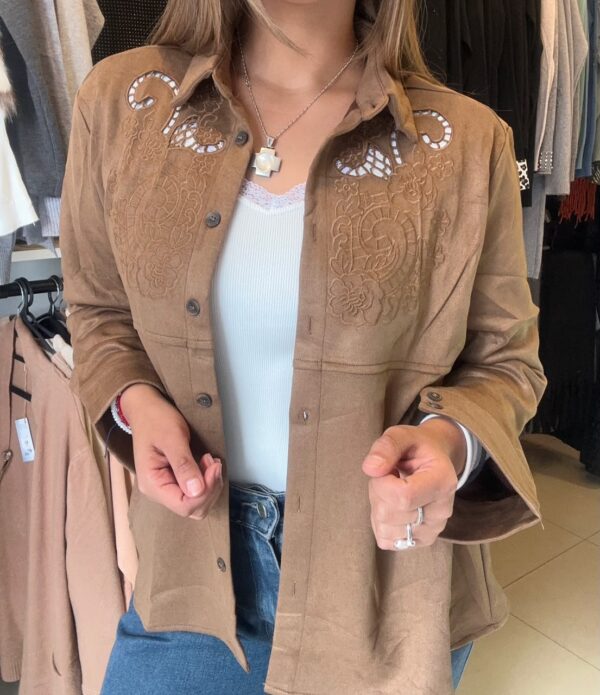 WhatsApp Image 2026-07-20 at 6.01.39 PM (1) CAMISA LOEN