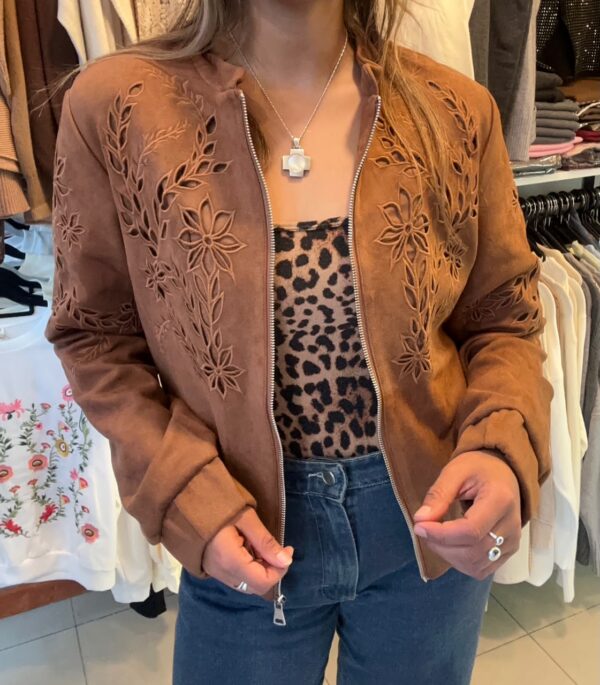WhatsApp Image 2026-07-21 at 6.50.59 PM (1) Campera ALTER