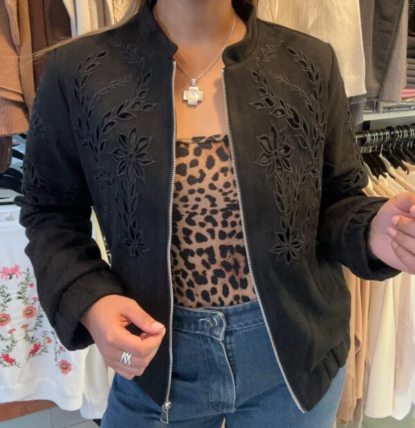 WhatsApp Image 2026-07-21 at 6.51.00 PM (2) Campera ALTER