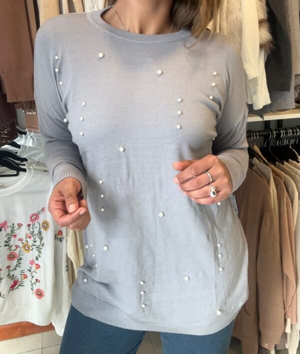 WhatsApp Image 2026-07-21 at 9.54.36 AM (1) Sweater ELYA