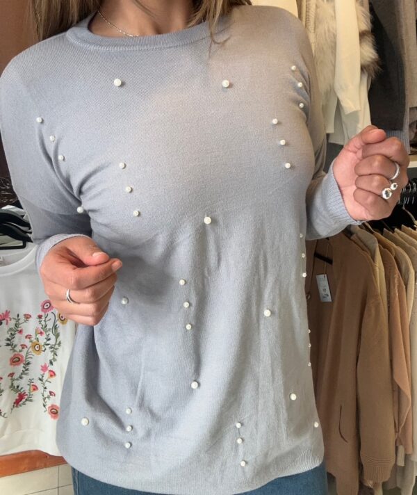 WhatsApp Image 2026-07-21 at 9.54.36 AM (2) Sweater ELYA