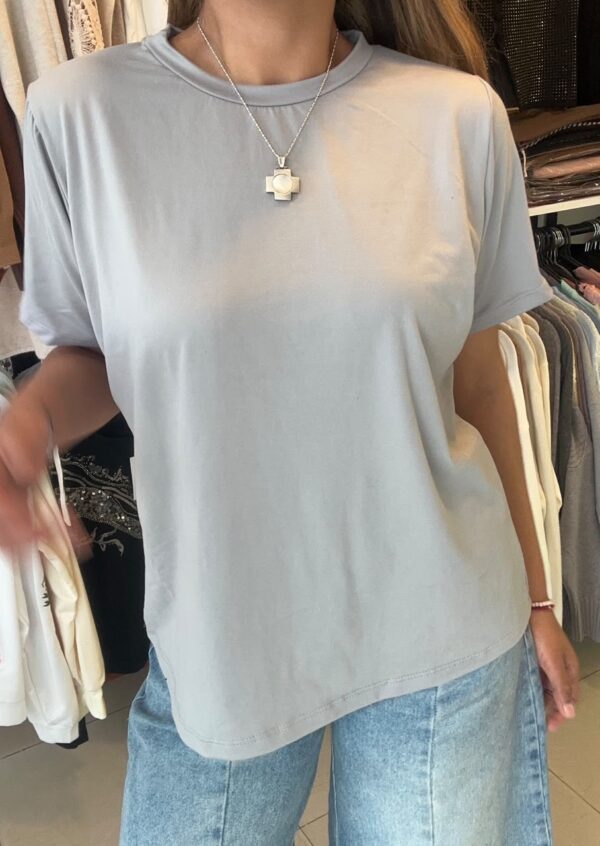 WhatsApp Image 2026-07-22 at 5.02.03 PM (2) Remera NOXA