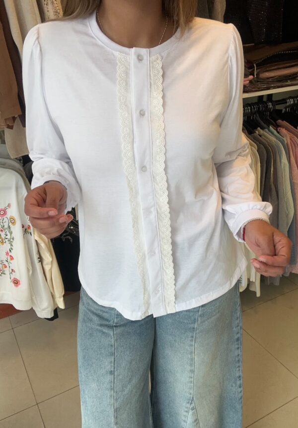 WhatsApp Image 2026-07-22 at 5.02.05 PM Blusa ALYA