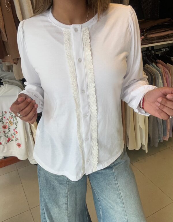 WhatsApp Image 2026-07-22 at 5.02.06 PM Blusa ALYA