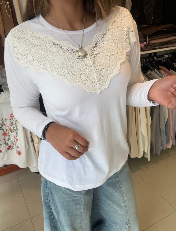 WhatsApp Image 2026-07-22 at 5.02.08 PM Remera ELYS