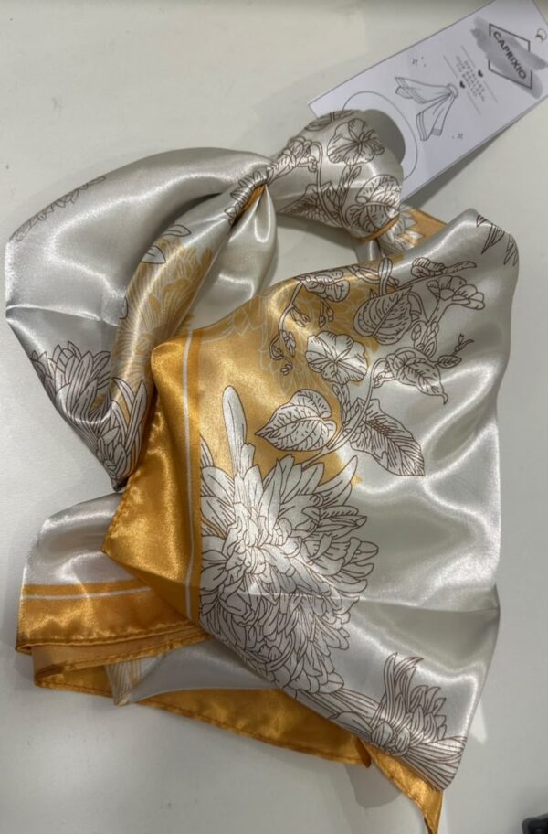 WhatsApp Image 2026-07-23 at 6.00.58 PM (4) Pañuelo VELVET