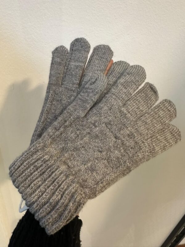 WhatsApp Image 2026-07-25 at 9.32.19 AM (1) Guantes CLASSIC