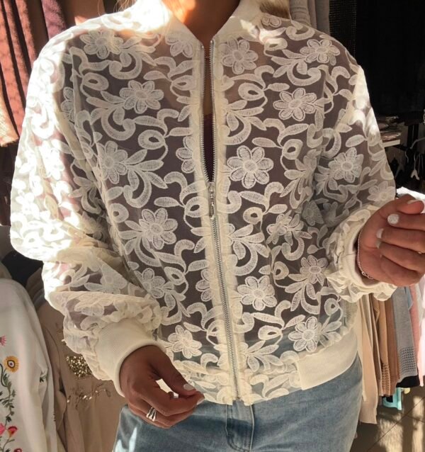 WhatsApp Image 2026-08-21 at 9.49.33 AM (2) Bomber MUSE